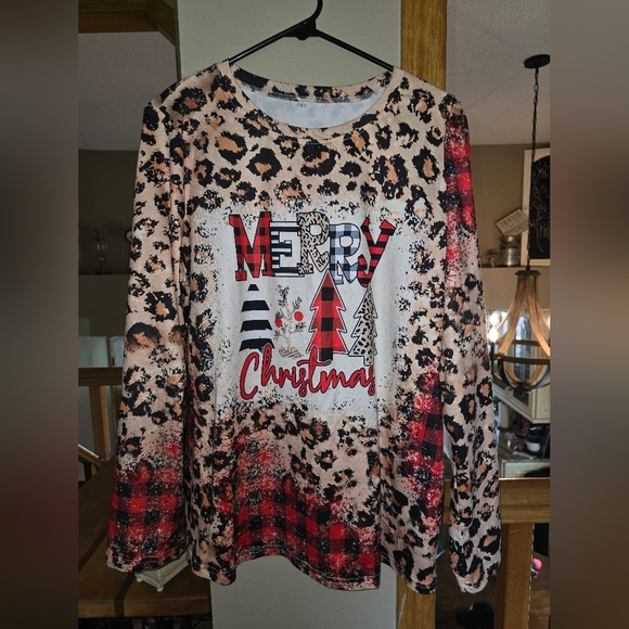 Leopard Print Merry Christmas Sweater - Picture 1 of 3